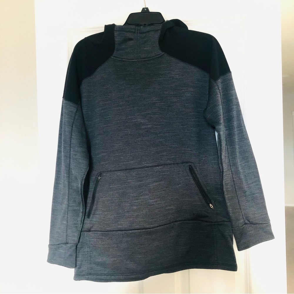 The North Face hoodie